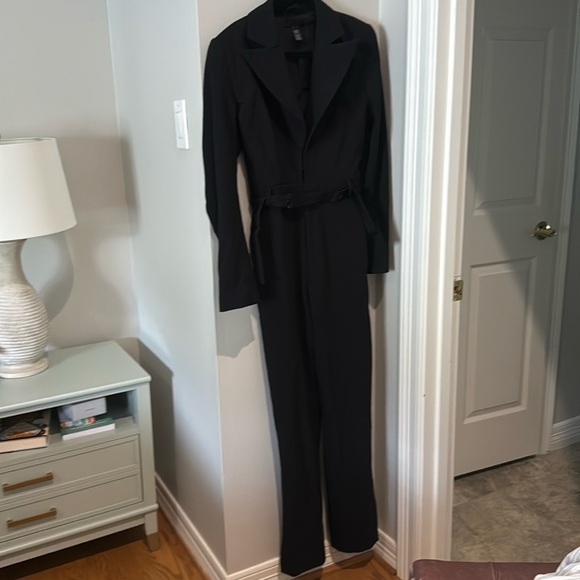 NWT revolve hours brand long sleeve suit, jacket, jumpsuit, black size medium - Picture 1 of 5